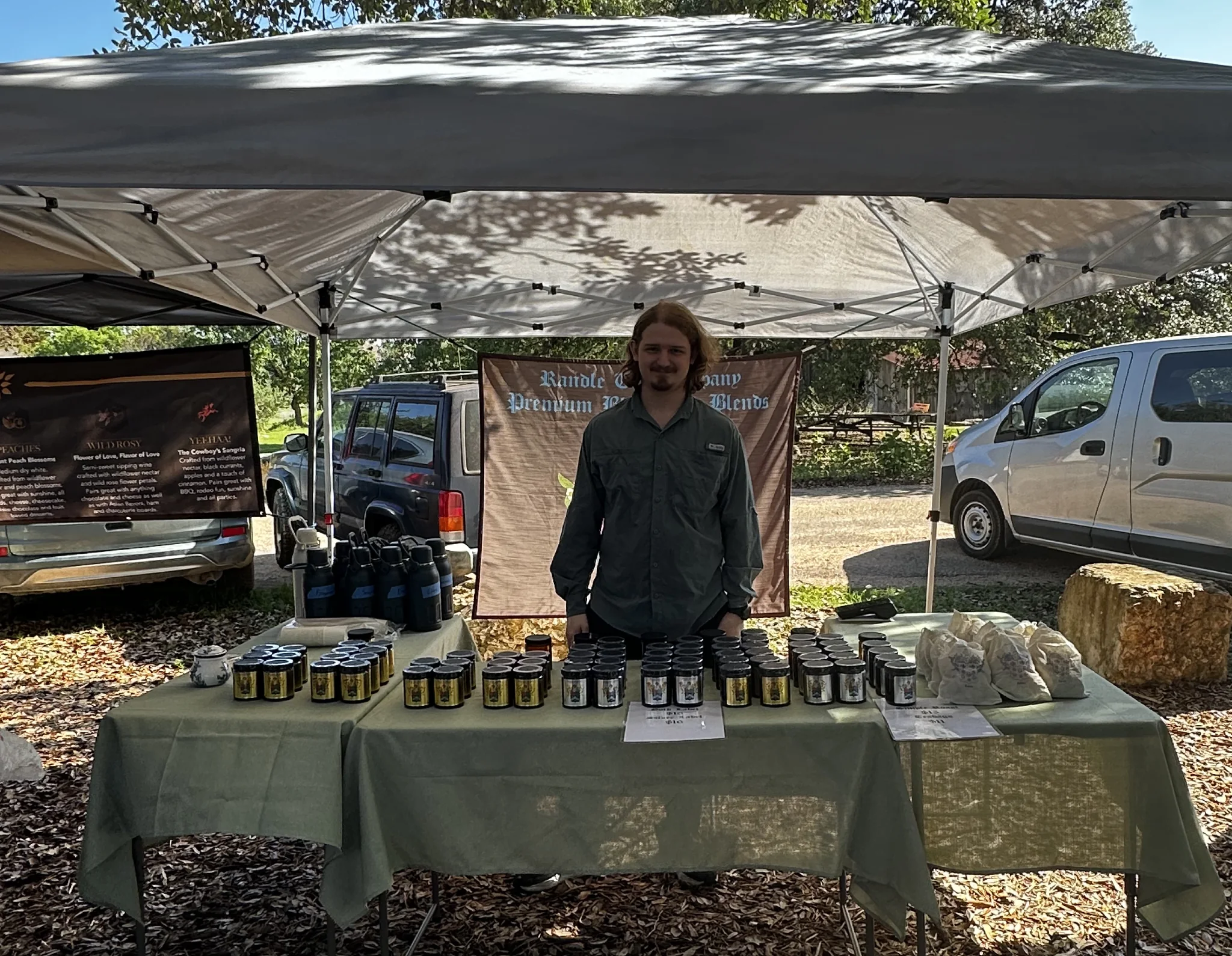 Randle Tea Company market booth